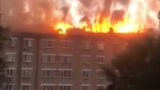 В Свердловской области горит общежитие