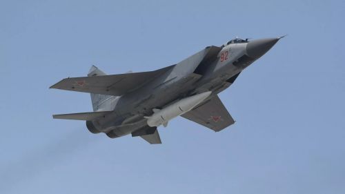 МиГ-31 в воздухе: на Украине — воздушная тревога, мощные взрывы в Константиновке