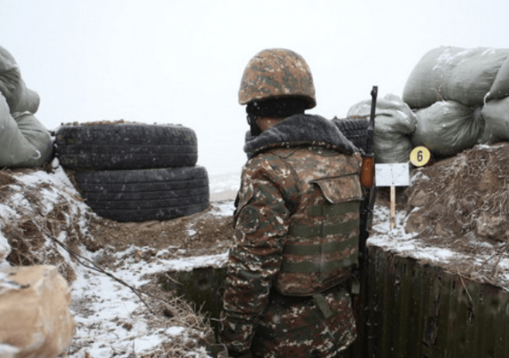 Военный специалист: Азербайджан увеличивает напряженность в Карабахе по 3 причинам