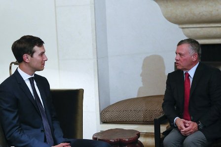 Трамп в 3-й раз за полгода направил посланника на Восток Трамп в 3-й раз за полгода направил посланника на Восток