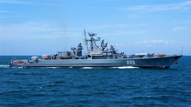 Российскую эскадру в Средиземном море пополнил сторожевик «Пытливый» Российскую эскадру в Средиземном море пополнил сторожевик «Пытливый»