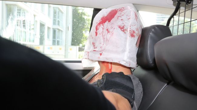 Напавший с ножом на гостей в магазине оказался исламистом — милиция Гамбурга