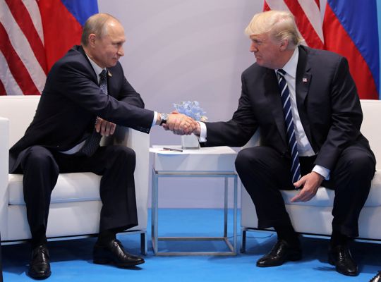 Путин и Трамп разговаривали на полях G-20 не менее 2-х часов