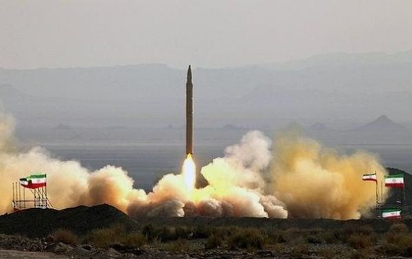 Иран вновь испробовал баллистическую ракету