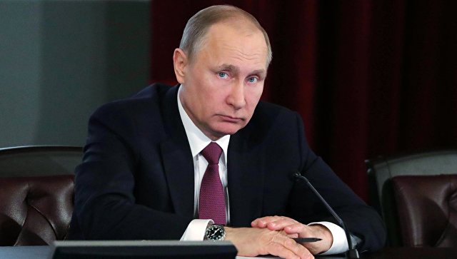 Путин объявил о неоднозначности итогов революции 1917 года Путин объявил о неоднозначности итогов революции 1917 года