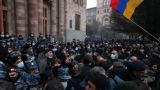 Оппозиция держит себя в тонусе: в Армении пресечён захват здания кабмина