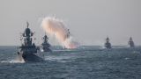 Каспийская флотилия провела учения по экстренной подготовке кораблей к бою