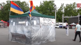 Армянская оппозиция нашла «климатическое» объяснение демонтажа палаток в Ереване