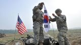 Попытка к миру: Вашингтон и Сеул отложили учения на Корейском полуострове