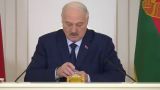 Лукашенко показали настоящий снюс