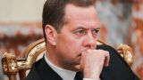 Нет для нас: Медведев призвал удалить Польшу из дипломатических контактов