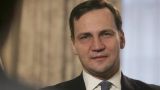 Экс-глава МИД Польши назвал главу Минобороны «уродом» за слова о России