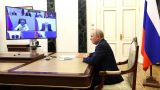 Путин обсудил работу в сфере информационного пространства для безопасности России