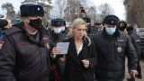 Оппозиция рвется к Навальному — возле ИК-2 задержаны «активисты»