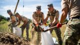 Румыния бетонирует границу с Украиной на случай «стихийного падения обломков» — видео