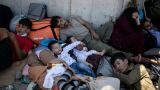 Спят на открытом воздухе: в голландских приютах для беженцев критическая ситуация