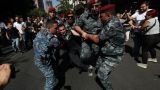 Сына экс-президента Армении госпитализируют после жëсткого задержания в Ереване