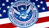 ICE: россиянку Кедышеву, которая устроила дебош в самолете, депортировали из США