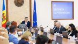 Чтобы легче было красть: правительство Молдавии запросило продление режима ЧП