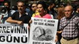 В Турции арестованы 15 адвокатов двух голодающих в тюрьме преподавателей