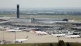 Неизвестные злоумышленники угрожали взорвать два парижских аэропорта