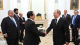 В Москву по приглашению президента России прилетел король Бахрейна