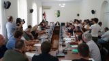 В парламенте Абхазии продолжат споры о законопроекте об апарт-отелях