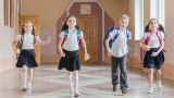 Общие туалеты для девочек и мальчиков ввели в рижской школе