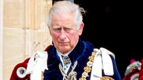 Наш мусульманский король: Карлу III предложили отречься от престола