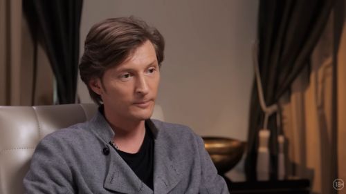 The popular Russian comedian set two Russian records at once