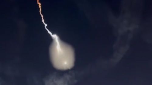 Иран наносит второй удар по военным базам США гиперзвуковыми ракетами «Фаттах» — КСИР