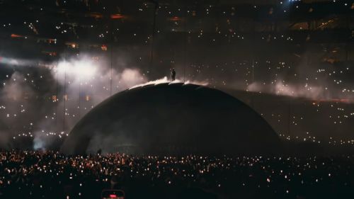 The creator of the viral cover of Shatunov's song left Russia and criticizes SMO