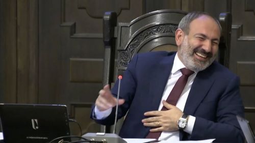 Медведев: Пашинян — это проходимец, он считает нас лохами, а пострадают все армяне
