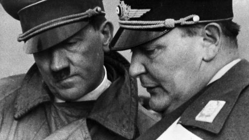 «Хайль Гитлер!»: в ФРГ впервые приняли военную стратегию, где главный враг — Россия