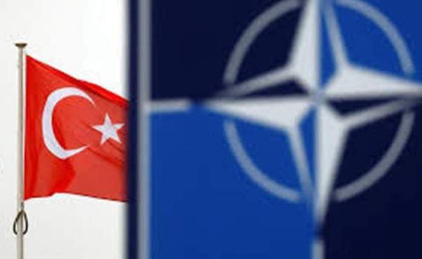 США устроили в НАТО «разбор полётов»: Турцию «рвали на куски» США устроили в НАТО «разбор полётов»: Турцию «рвали на куски»