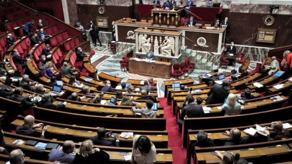 Старейшая армянская партия назвала число соплеменников во французском парламенте