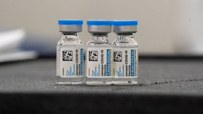 В США признали опасной вакцину Johnson & Johnson 1 54fcd4b552d6676599a5ba6ae7889 В США признали опасной вакцину Johnson & Johnson