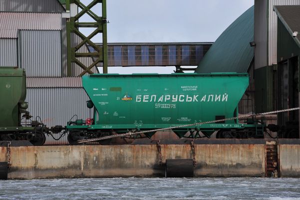 В Литве просят возобновить транзит удобрений из Белоруссии