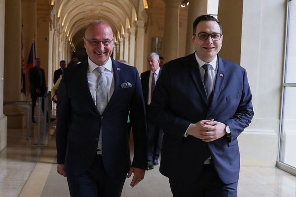 Главы МИД Чехии и Хорватии обсудили продолжение помощи Украине