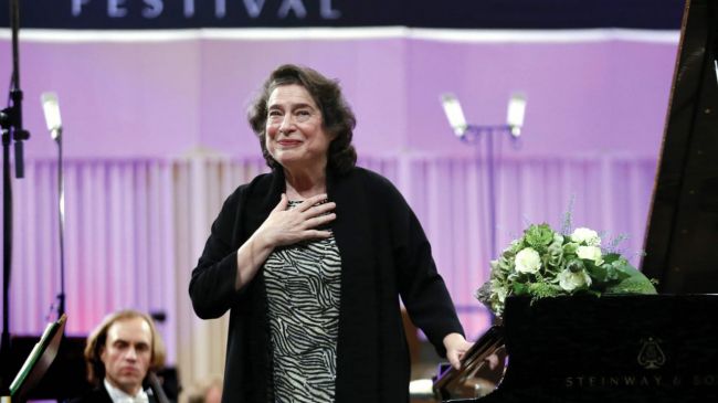 В Нидерландах отменили концерт австрийской пианистки из-за выступления в России