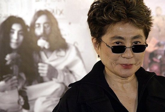 Йоко Оно уже идет на поправку